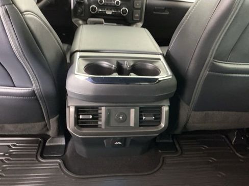 Used 2025 Ford F150 Lariat AWD/4WD image 27