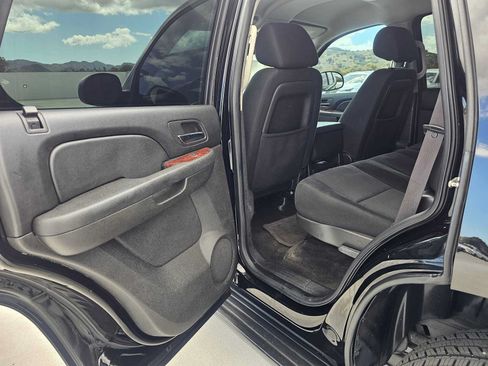 Used 2013 Chevrolet Tahoe LS RWD image 17