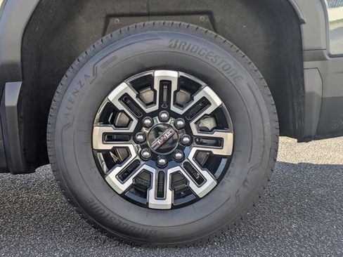 New 2026 GMC Sierra EV Elevation image 12