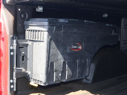 Used 2021 Chevrolet Silverado 1500 RST w/ Texas Edition Plus image 11