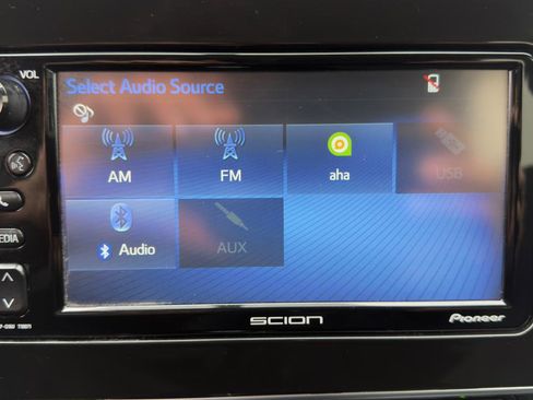 Used 2016 Scion iM 5dr HB Man (Natl) image 30