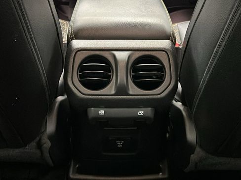 Used 2023 Jeep Wrangler High Altitude image 34