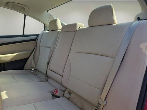 Used 2019 Subaru Legacy 2.5i Premium image 11