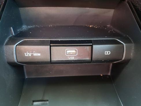Used 2020 Kia Telluride S AWD/4WD image 25