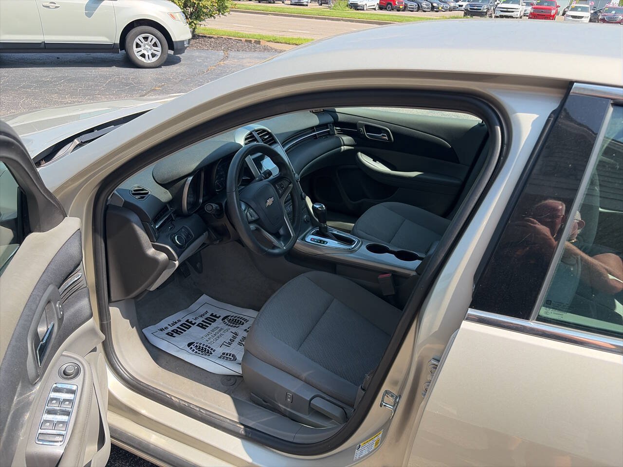 Used 2013 Chevrolet Malibu LS FWD image 11