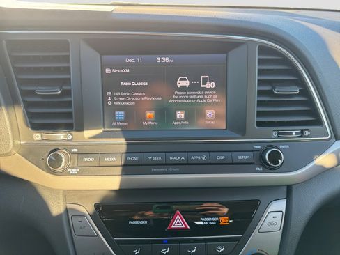 Used 2018 Hyundai Elantra SE w/ SE Connectivity Package 04 image 20