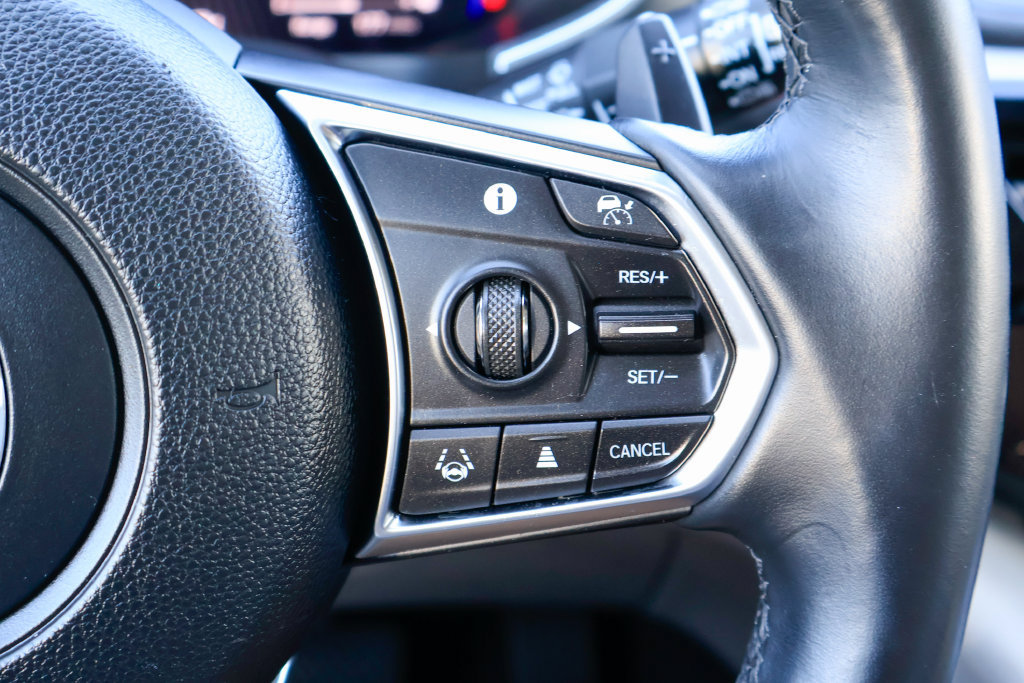 Used 2023 Acura MDX w/ Technology Package FWD image 17