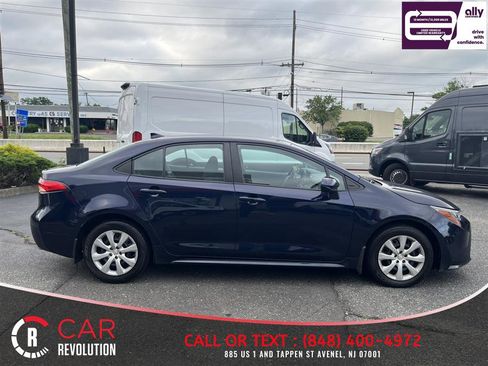 Used 2022 Toyota Corolla LE FWD image 7
