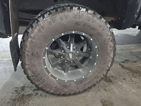 Used 2010 Chevrolet Silverado 2500 LTZ image 38