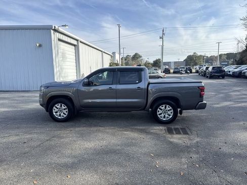 Used 2024 Nissan Frontier SV w/ SV Convenience Package image 8