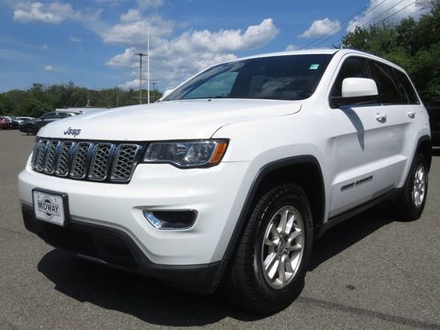 Used 2018 Jeep Grand Cherokee Laredo AWD/4WD image 1