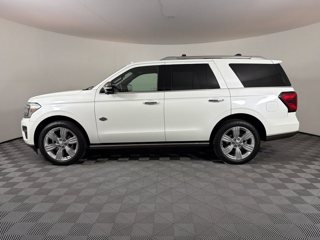 Used 2023 Ford Expedition King Ranch AWD/4WD image 6