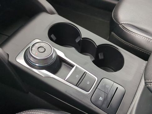 Used 2022 Ford Escape SEL image 30