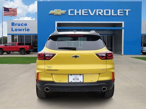 Used 2025 Chevrolet TrailBlazer RS w/ Driver Confidence Package FWD image 5