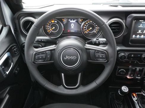 Used 2023 Jeep Wrangler Sport AWD/4WD image 18