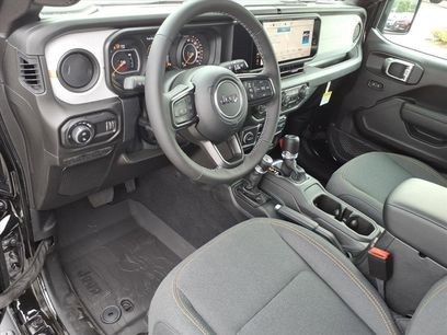 New 2025 Jeep Gladiator Sport