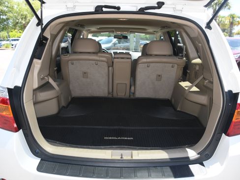 Used 2010 Toyota Highlander Limited AWD/4WD image 17