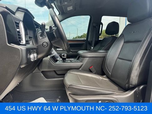 Used 2023 GMC Sierra 1500 Denali w/ Technology Package AWD/4WD image 9