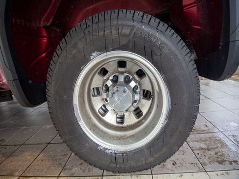 Used 2024 GMC Sierra 3500 Denali image 27