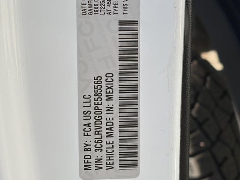 Used 2023 RAM ProMaster 2500 FWD image 30