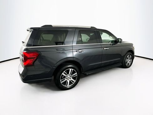 Used 2024 Ford Expedition Limited image 10