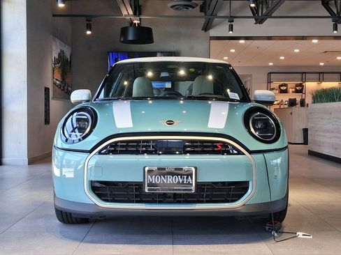 New 2026 MINI Cooper S image 2