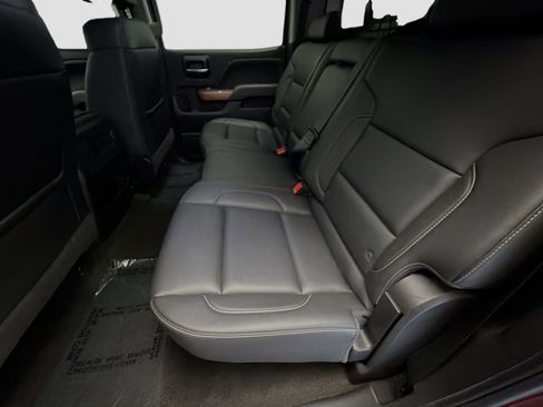 Used 2018 Chevrolet Silverado 1500 LTZ RWD image 13