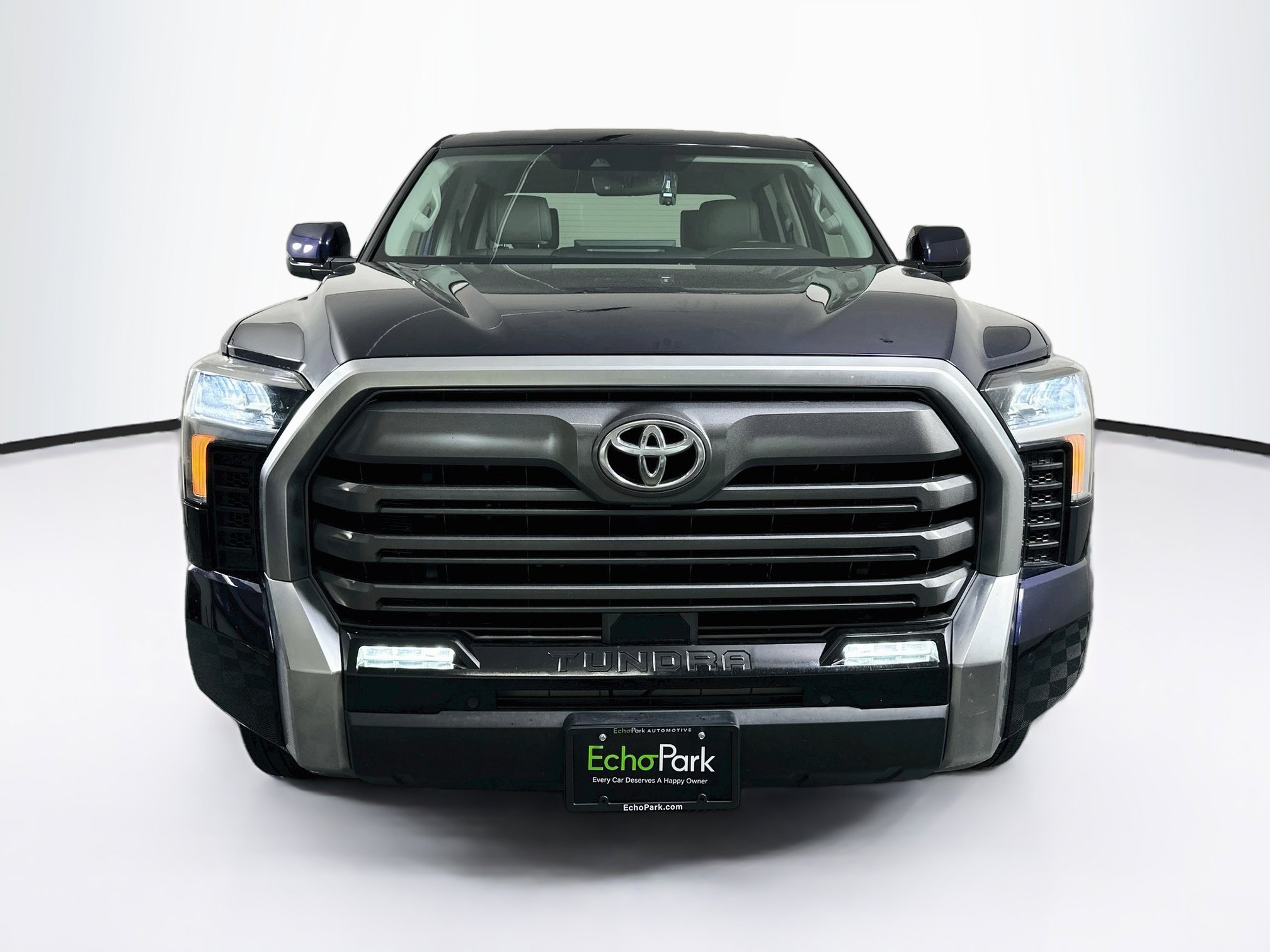 Used 2024 Toyota Tundra Limited w/ Power Package AWD/4WD image 2