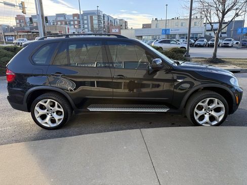 Used 2011 BMW X5 xDrive35i image 4