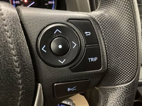 Used 2018 Toyota RAV4 LE w/ All Weather Liner Package AWD/4WD image 21