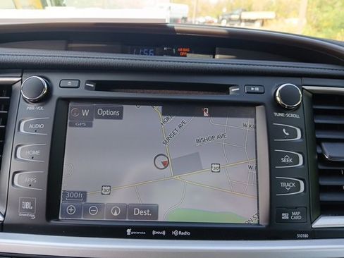 Used 2018 Toyota Highlander Limited Platinum image 18