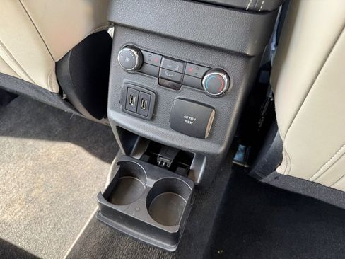 Used 2018 Ford Explorer Platinum AWD/4WD image 42