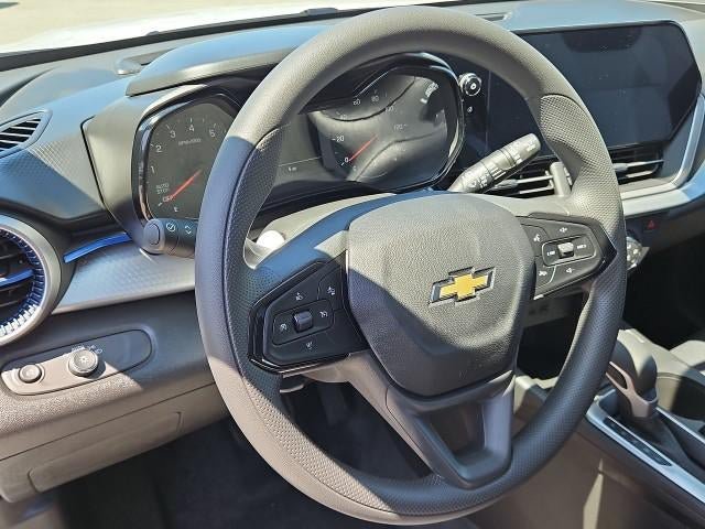 New 2026 Chevrolet Trax LS w/ LS Convenience Package FWD image 11