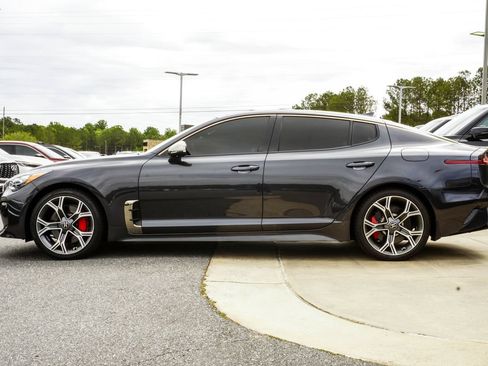 Used 2019 Kia Stinger GT2 AWD/4WD image 9