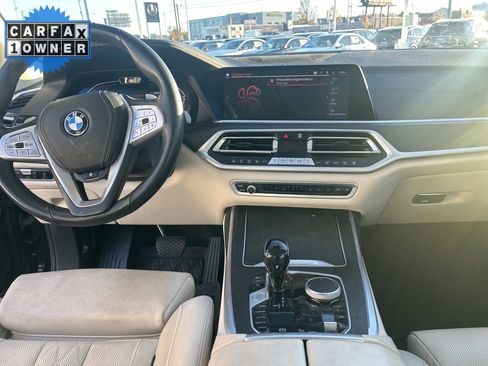 Used 2021 BMW X7 xDrive40i w/ Premium Package 2 image 31