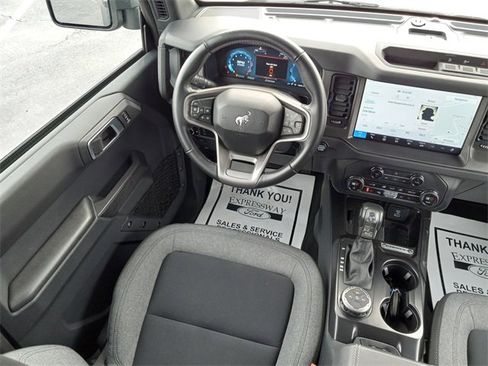 Used 2025 Ford Bronco Big Bend image 13