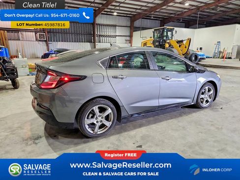 Used 2017 Chevrolet Volt LT w/ Comfort Package image 4
