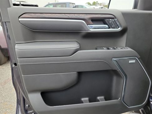 New 2026 GMC Sierra 1500 SLT w/ SLT Premium Plus Package image 18