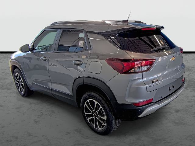 New 2026 Chevrolet TrailBlazer LT w/ Convenience Package FWD image 2