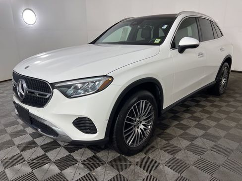 Certified 2024 Mercedes-Benz GLC 300 4MATIC image 25