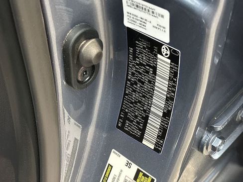 Used 2025 Toyota Corolla LE FWD image 29