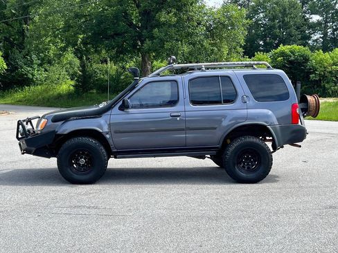 Used 2000 Nissan Xterra SE AWD/4WD image 3