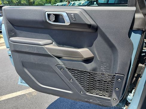 Used 2021 Ford Bronco First Edition AWD/4WD image 30