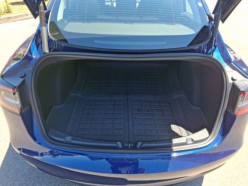 Used 2023 Tesla Model 3 Standard Range RWD image 32