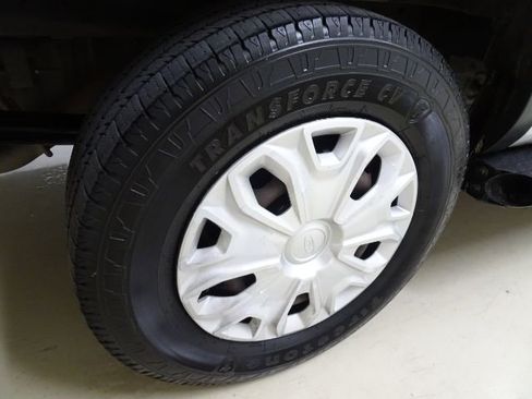 Used 2015 Ford Transit 250 130 Low Roof w/ Exterior Upgrade Package image 7