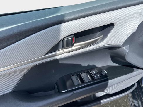 New 2026 Toyota Camry SE image 18