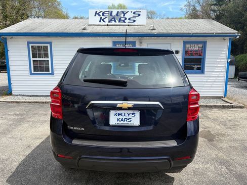 Used 2017 Chevrolet Equinox LS FWD image 5