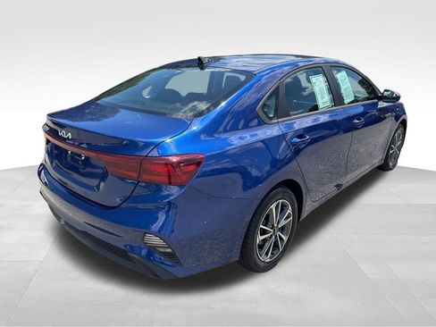 Used 2023 Kia Forte LXS FWD image 29