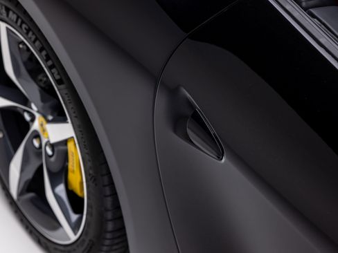 Certified 2023 Ferrari Portofino M RWD image 39
