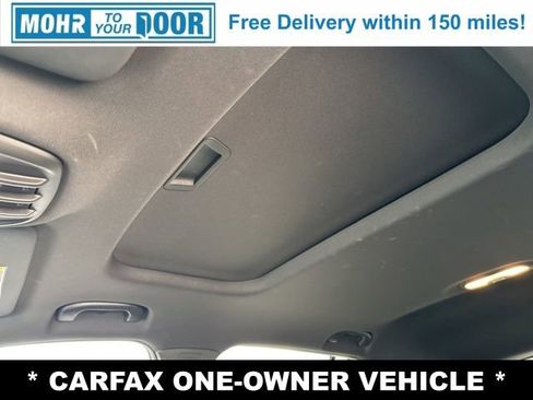 Used 2025 Chevrolet Trax RS w/ Sunroof Package image 25